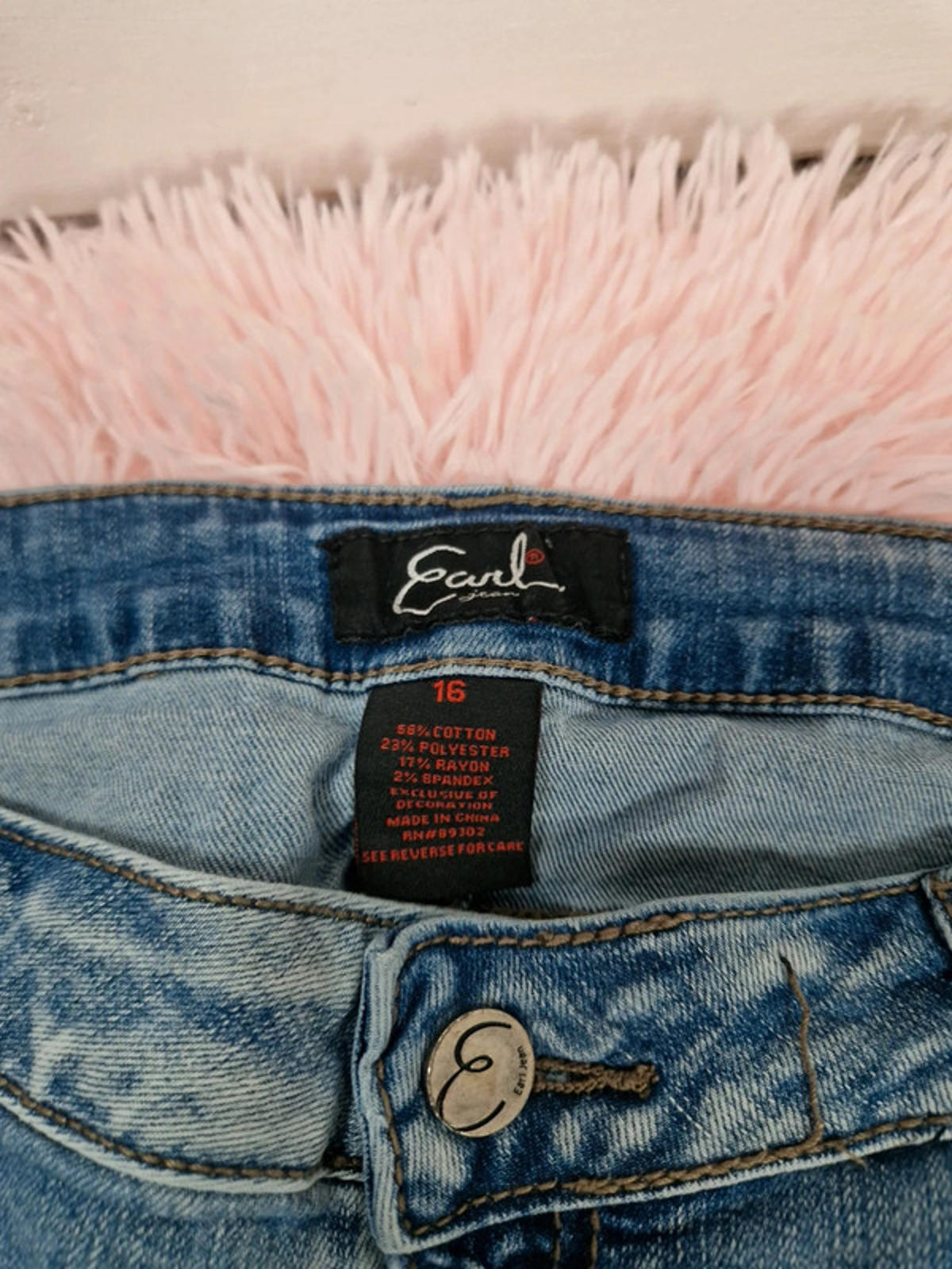 Vintage Y2K Earl Jeans Mid Rise Cropped Jeans UK Size 14/16