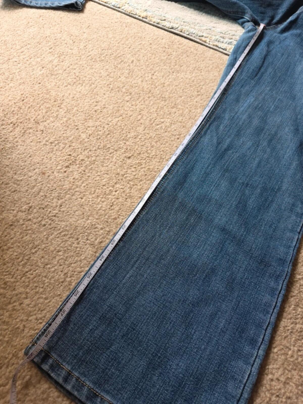 Dressbarn Petite Mid Rise Wide Bootcut Jeans UK Size 12 Petite