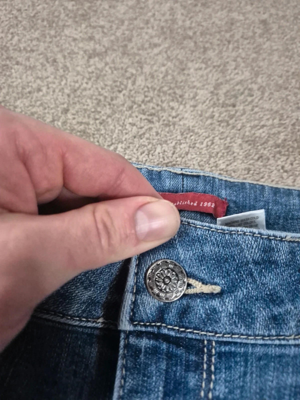 Vintage Y2K CB Established 1962 Mid Rise Capri Jeans – UK 10 (26| inseam) |