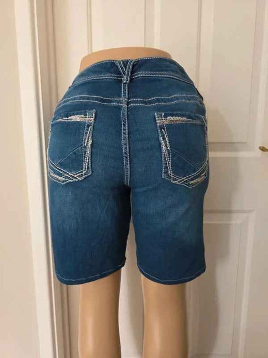 Maurices Vintage Y2K Mid Rise Denim Shorts UK Size 18