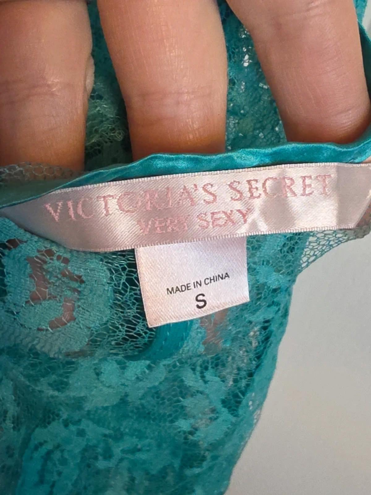 Victoria’s Secret “Very Sexy” Teal Lace Babydoll Nightdress Size S