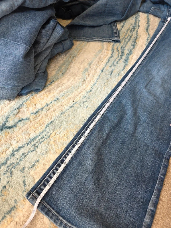 Maurices Mid Rise Bootcut Vintage Y2K Jeans UK Size 14/16 Tall