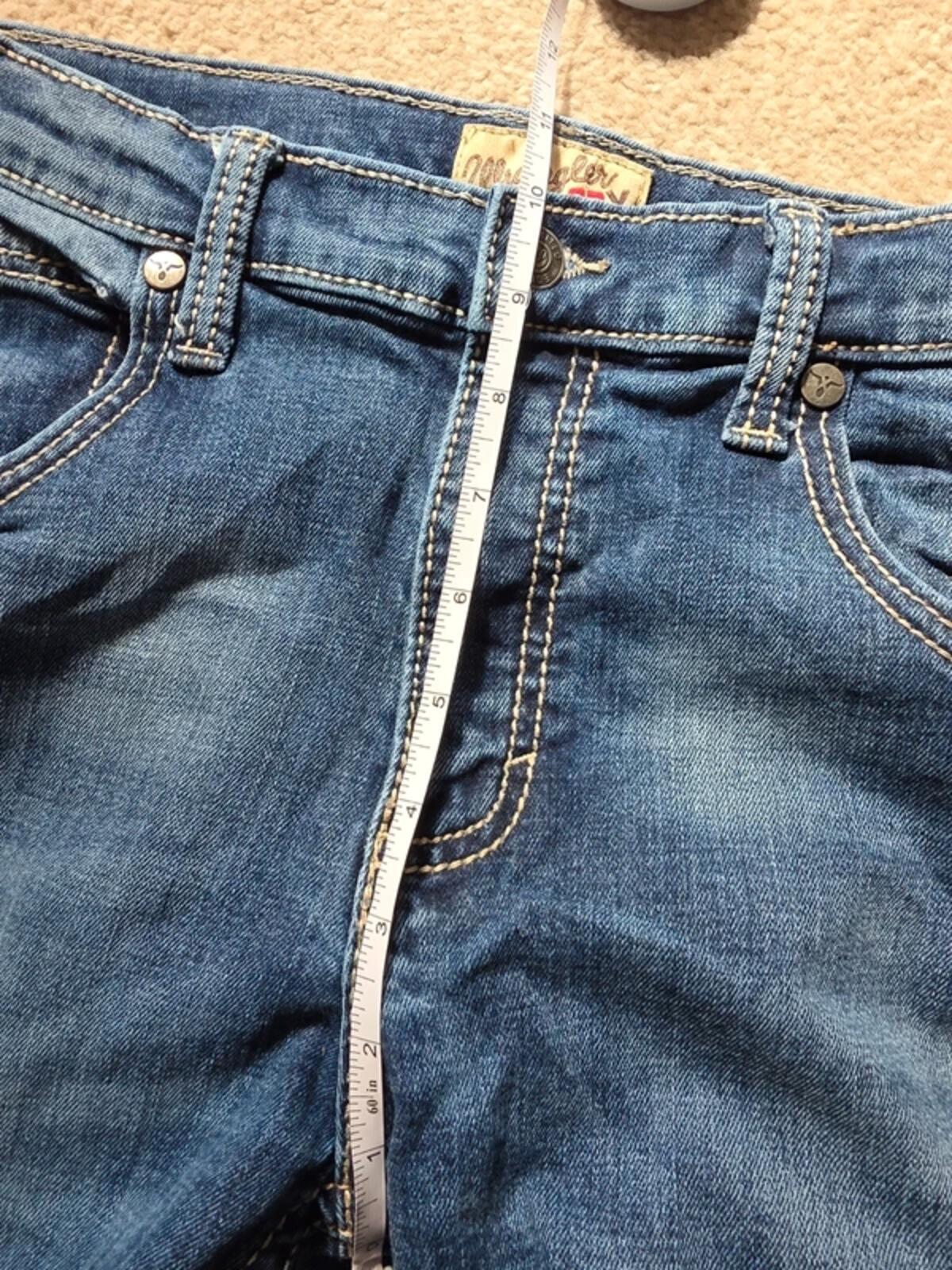 Wrangler low rise bootcut jeans UK Size 8 petite