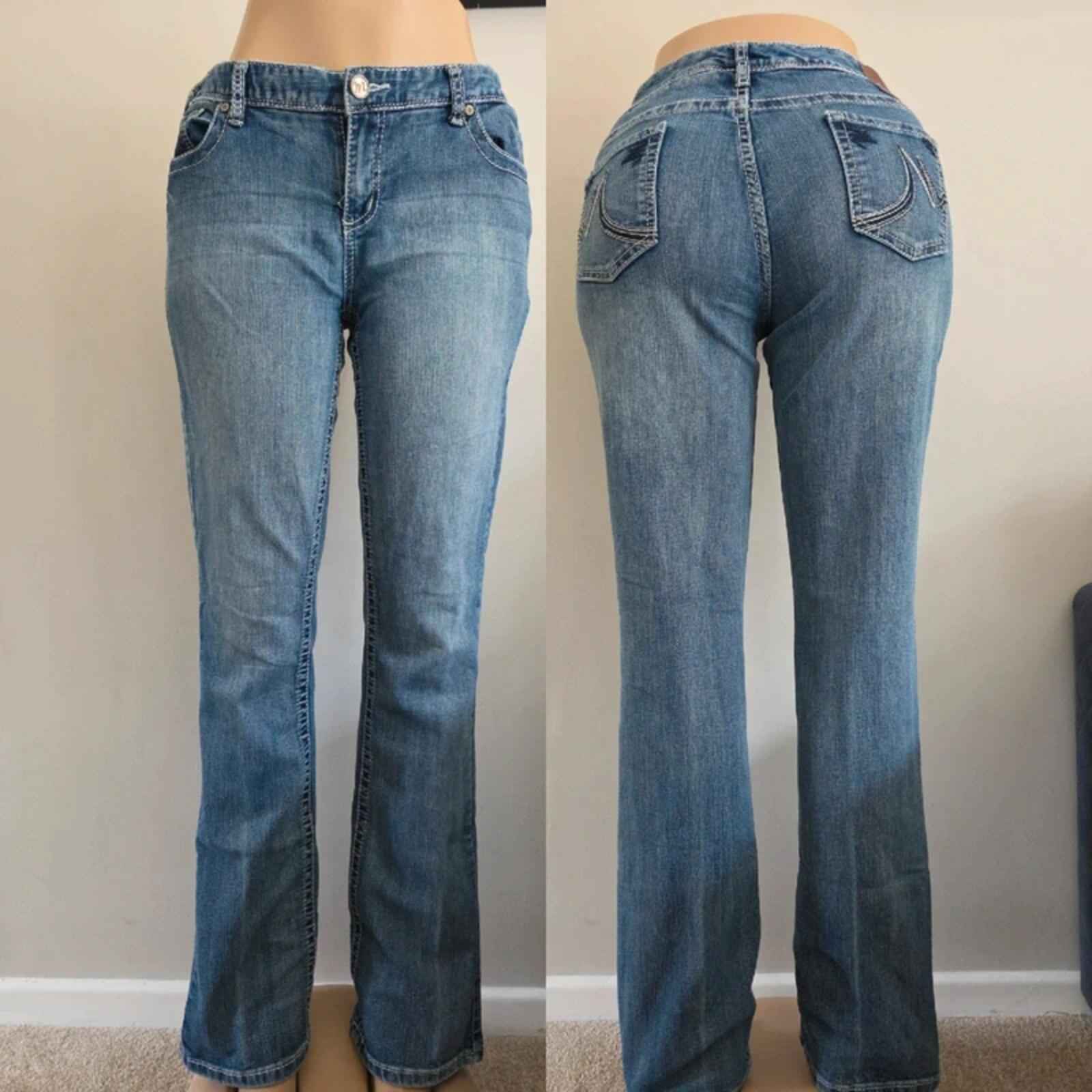 Maurices Mid Rise Baby Bootcut Vintage Y2K Jeans UK Size 14 Tall