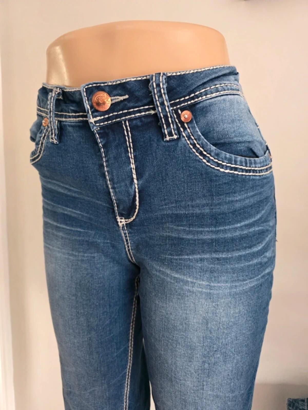 Vintage Y2K Royalty Mid Rise Cropped Jeans UK Size 12/14