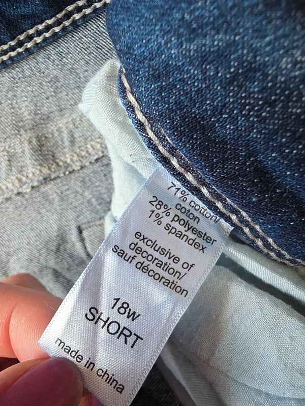 Maurices Mid Rise Wide Bootcut Vintage Y2K Jeans UK Size 20 Petite
