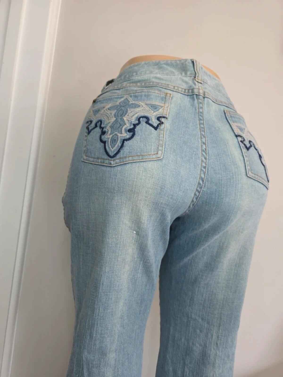 Context Petite Mid Rise Flared Jeans UK Size 16 Petite