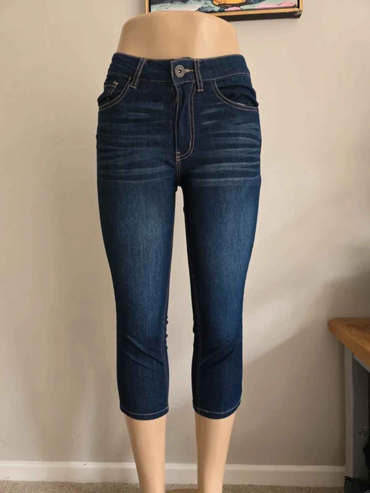 Jack Mid Rise Capri Jeans UK Size 8