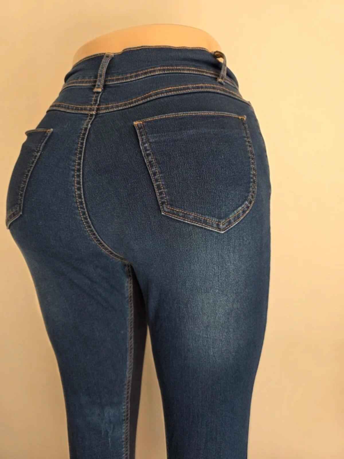 Pixie Hearts Mid Rise Capri Jeans UK Size 6