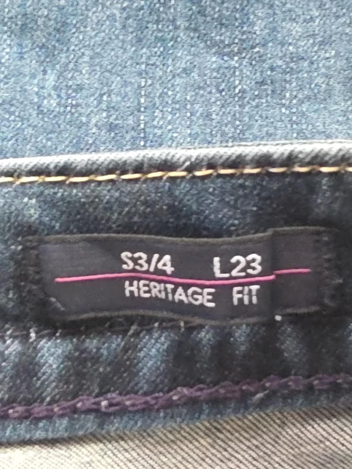 Vintage Y2K Low Rise Vigoss Capri Jeans – UK Size 10