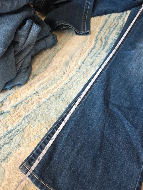 Maurices Mid Rise Bootcut Vintage Y2K Jeans UK Size 12/14 Petite