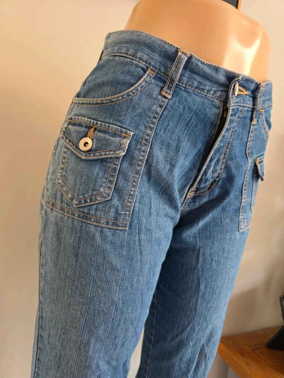 Vintage Y2K Mid Rise Flared Jeans UK Size 8 Petite