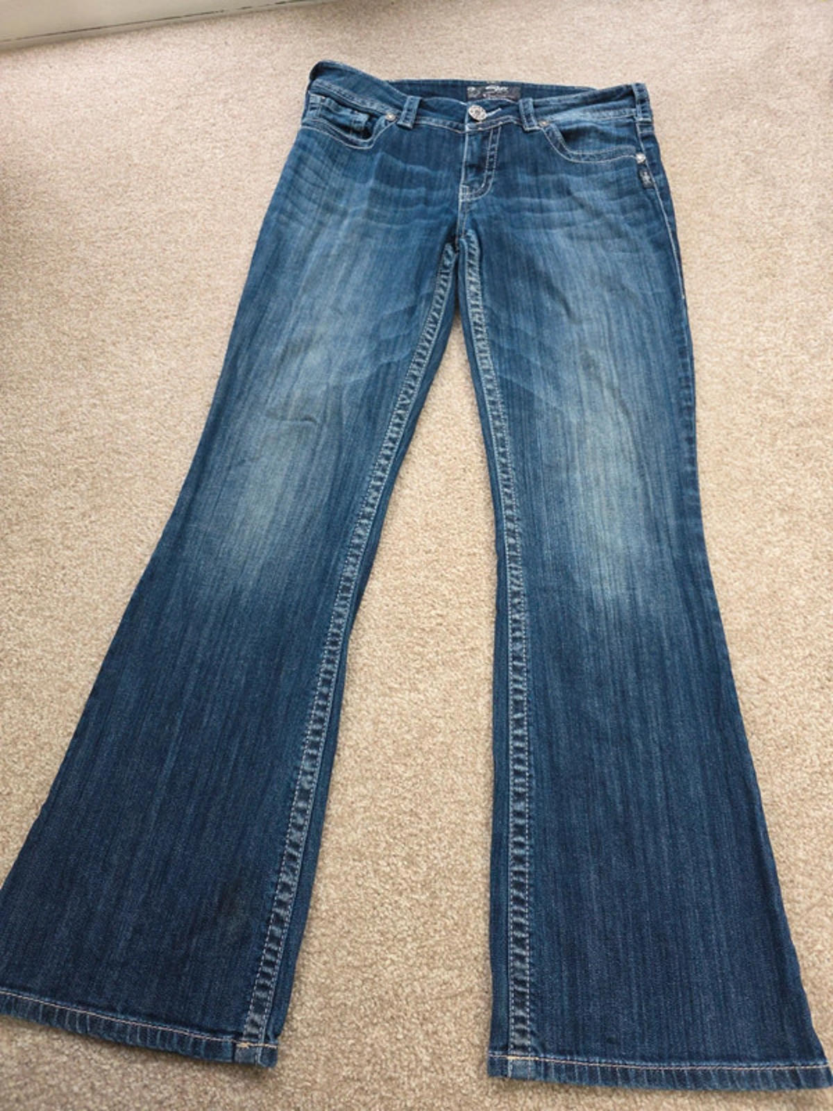 Vintage Y2K Suki Mid Rise Flare Jeans UK Size 12