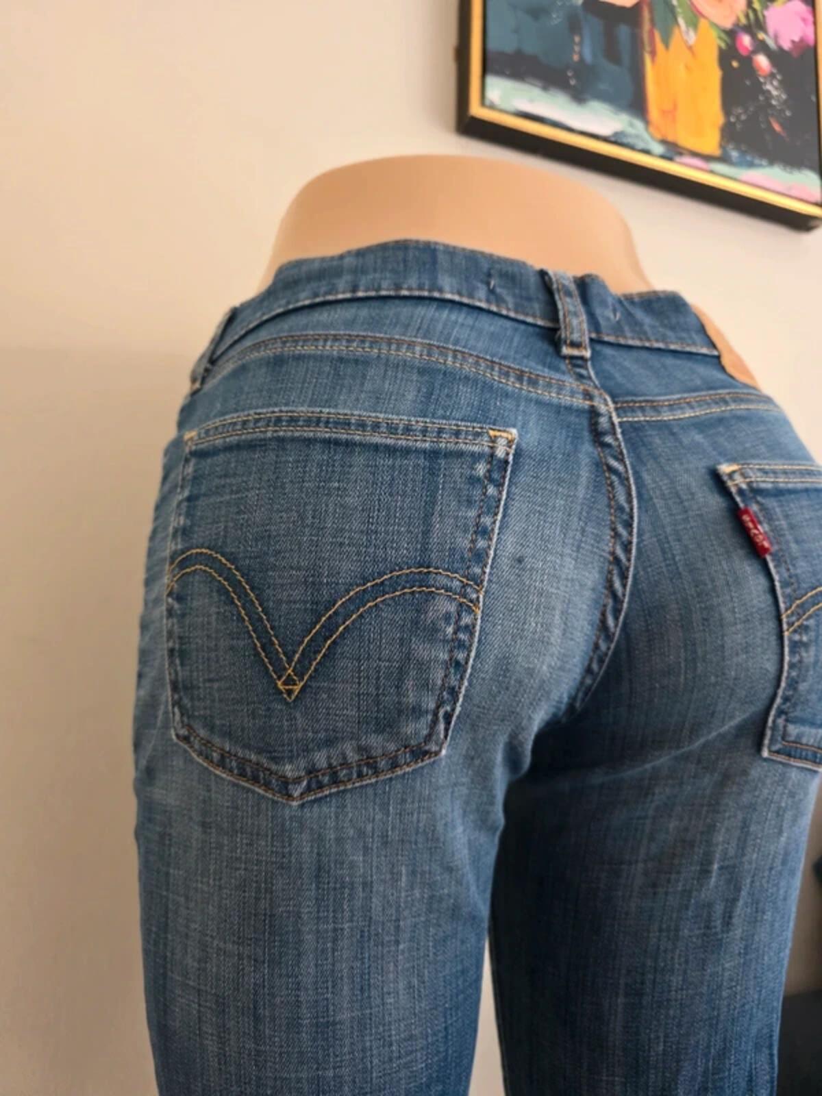 Vintage Y2K Levi’s 10528 Low Rise Straight Leg Jeans UK Size 8