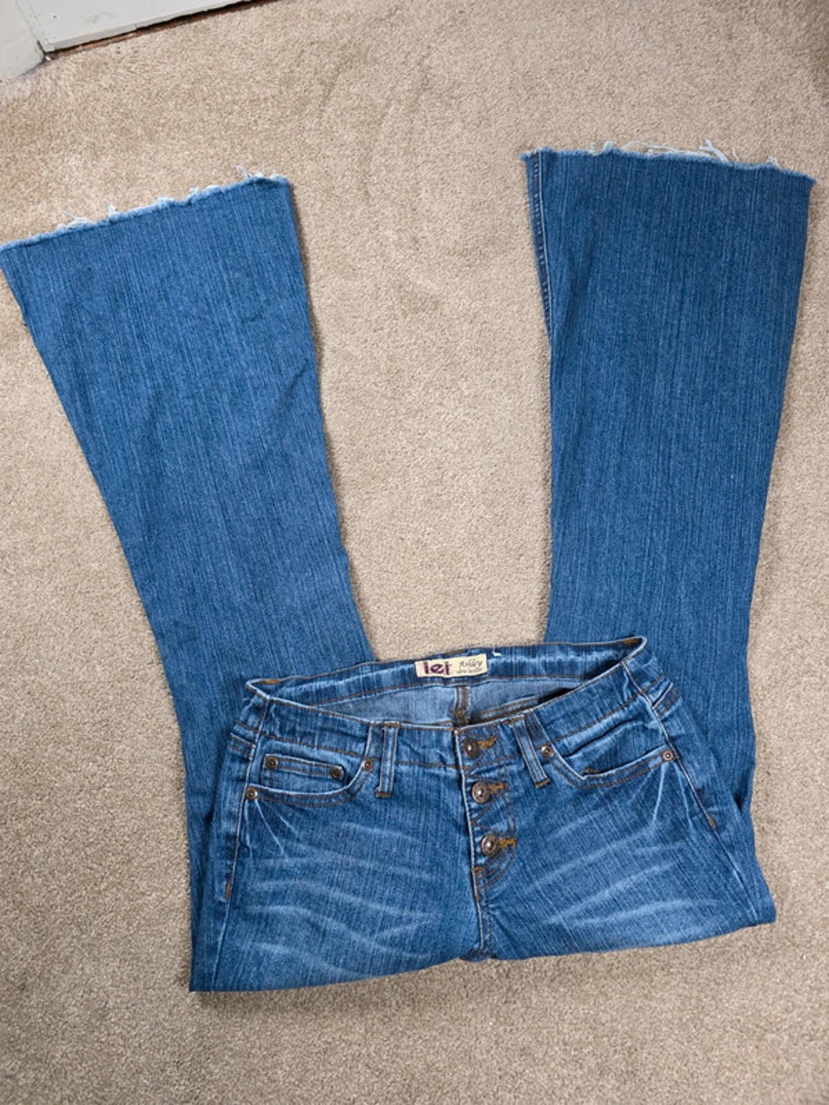 Vintage Y2K L.E.I. Ultra Low Rise Flare Jeans UK Size 8