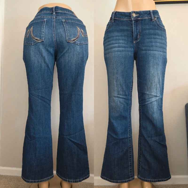 Maurices Mid Rise Bootcut Vintage Y2K Jeans UK Size 12/14 Petite
