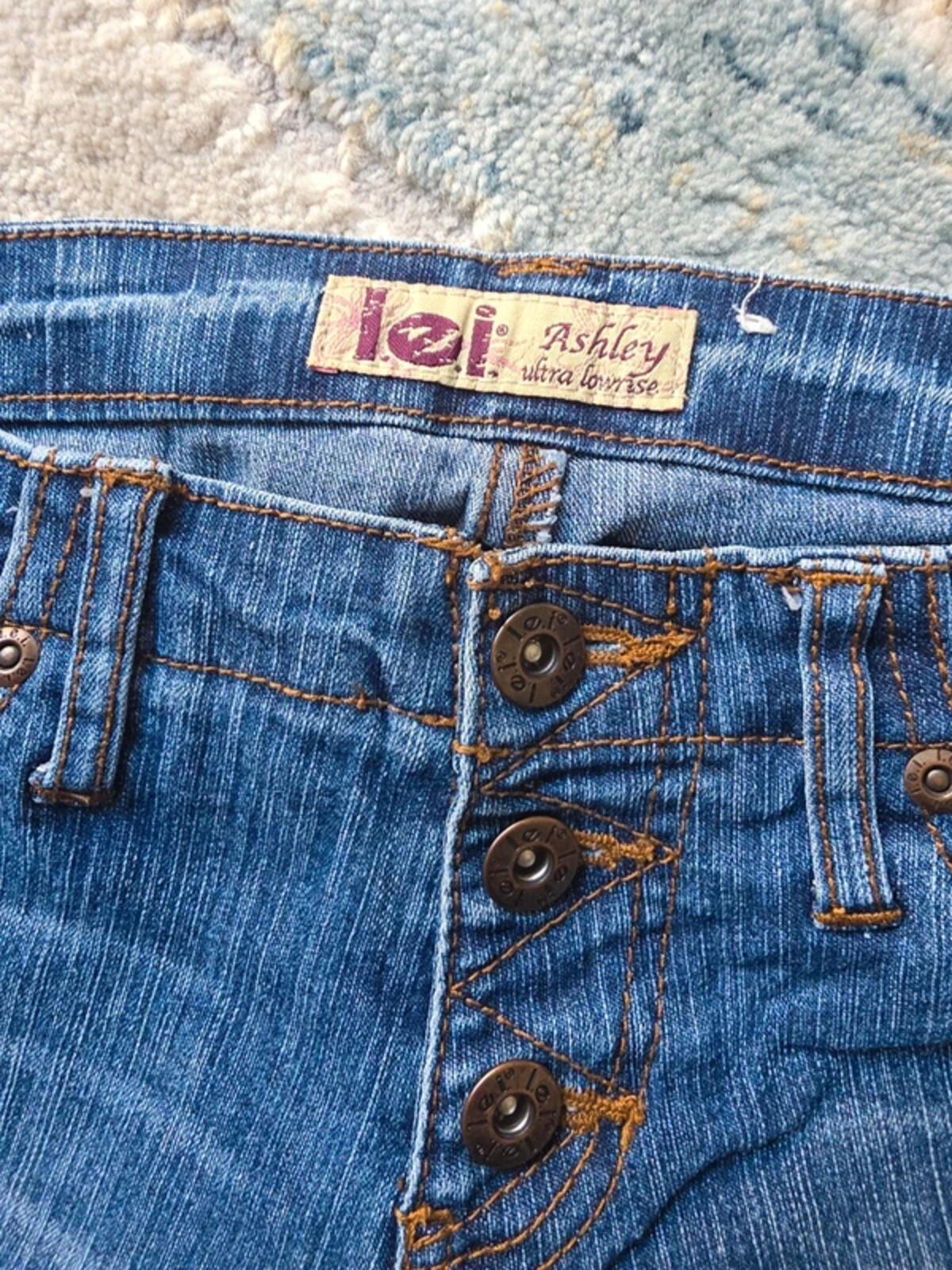 Lei Low Rise Flared Vintage Y2K Jeans UK Size 4 Petite