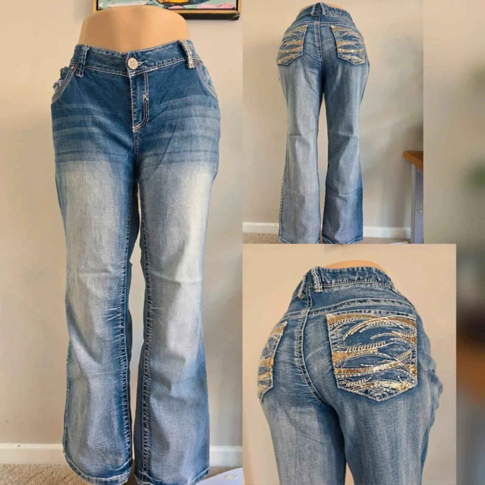 Amethyst Jeans Mid Rise Bootcut UK Size 22