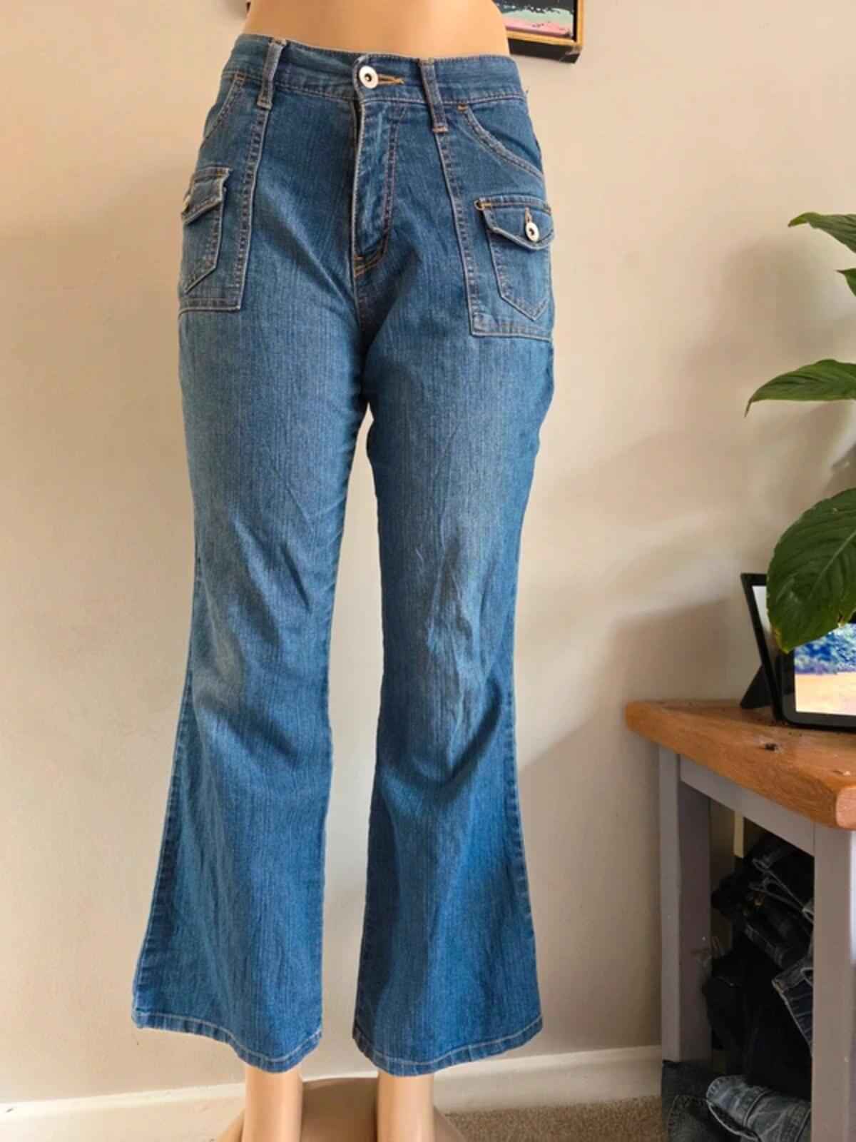 Vintage Y2K Mid Rise Flared Jeans UK Size 8 Petite