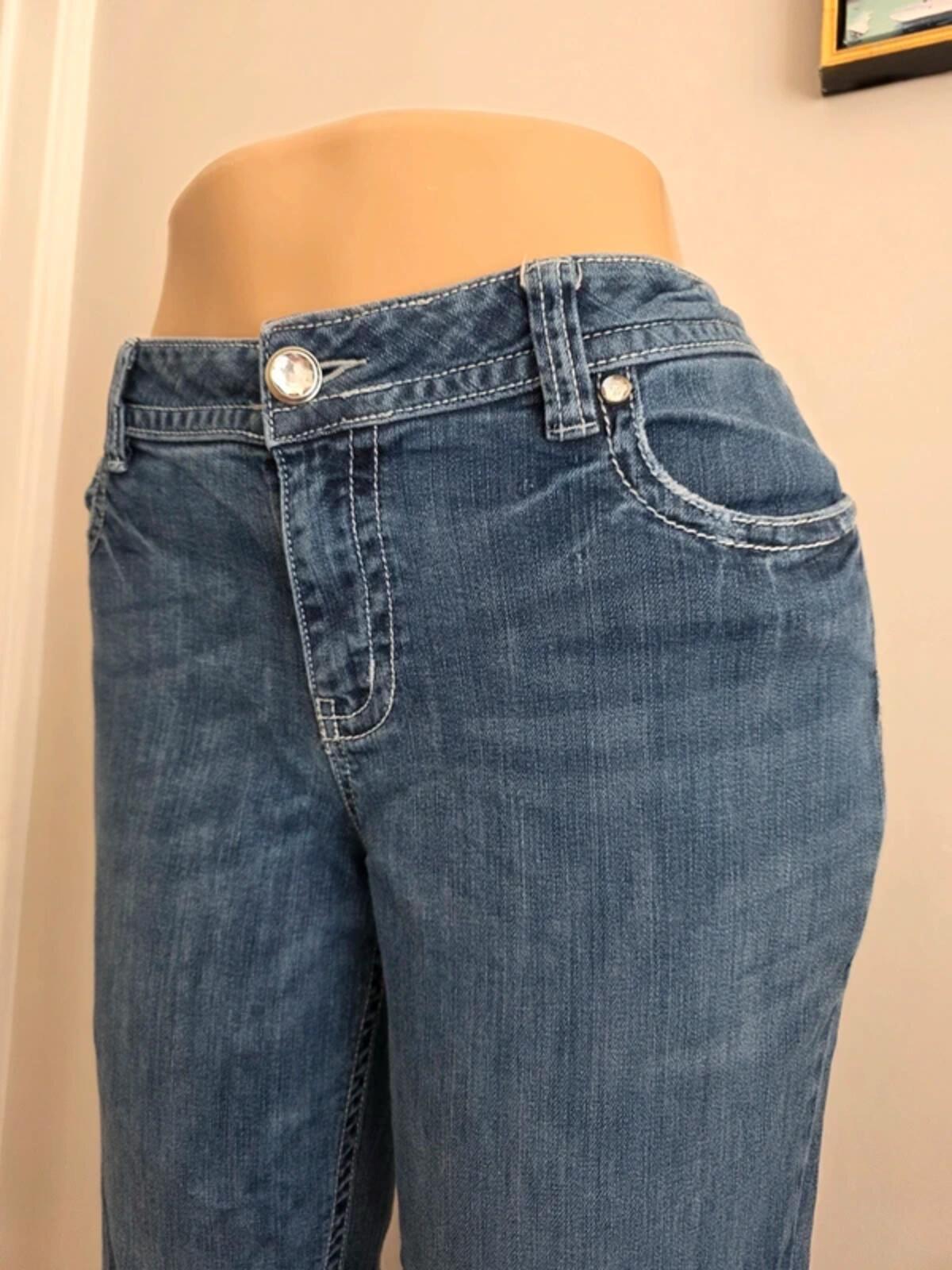 APT.9 Mid Rise Bootcut Jeans UK Size 14/16 petite