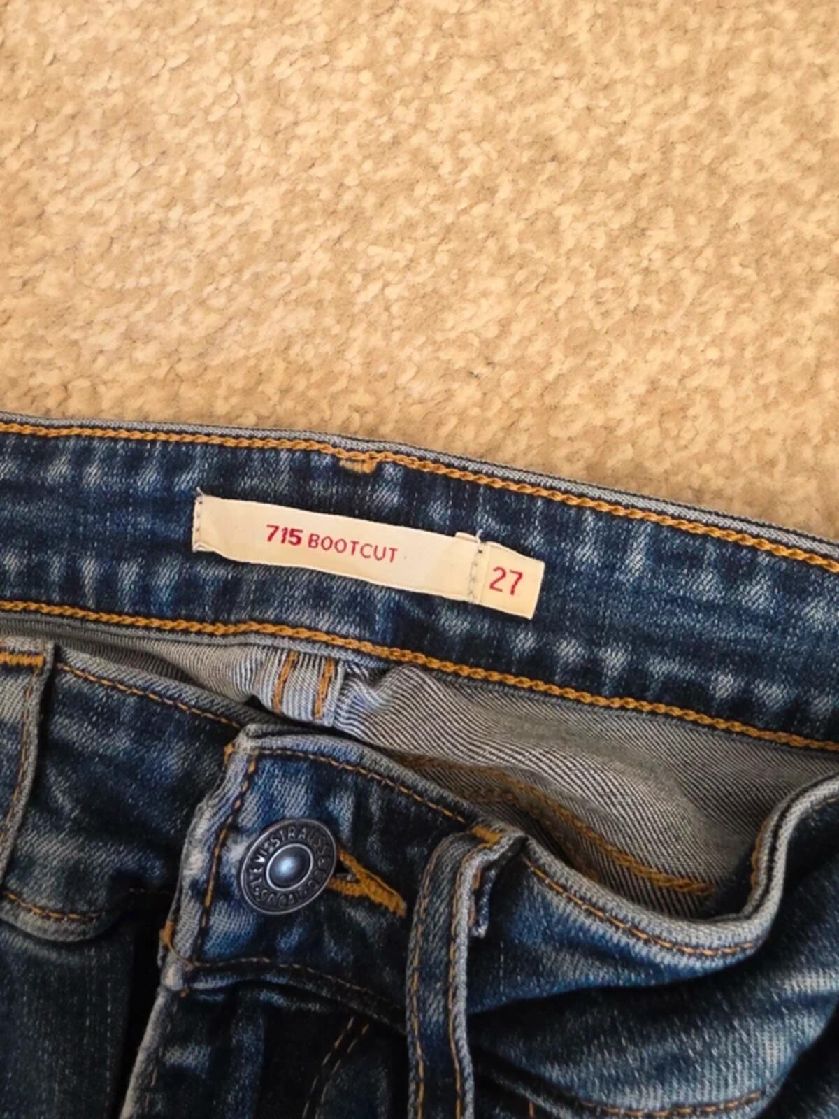 Levi's Low Rise Bootcut Vintage Y2K Jeans UK Size 6