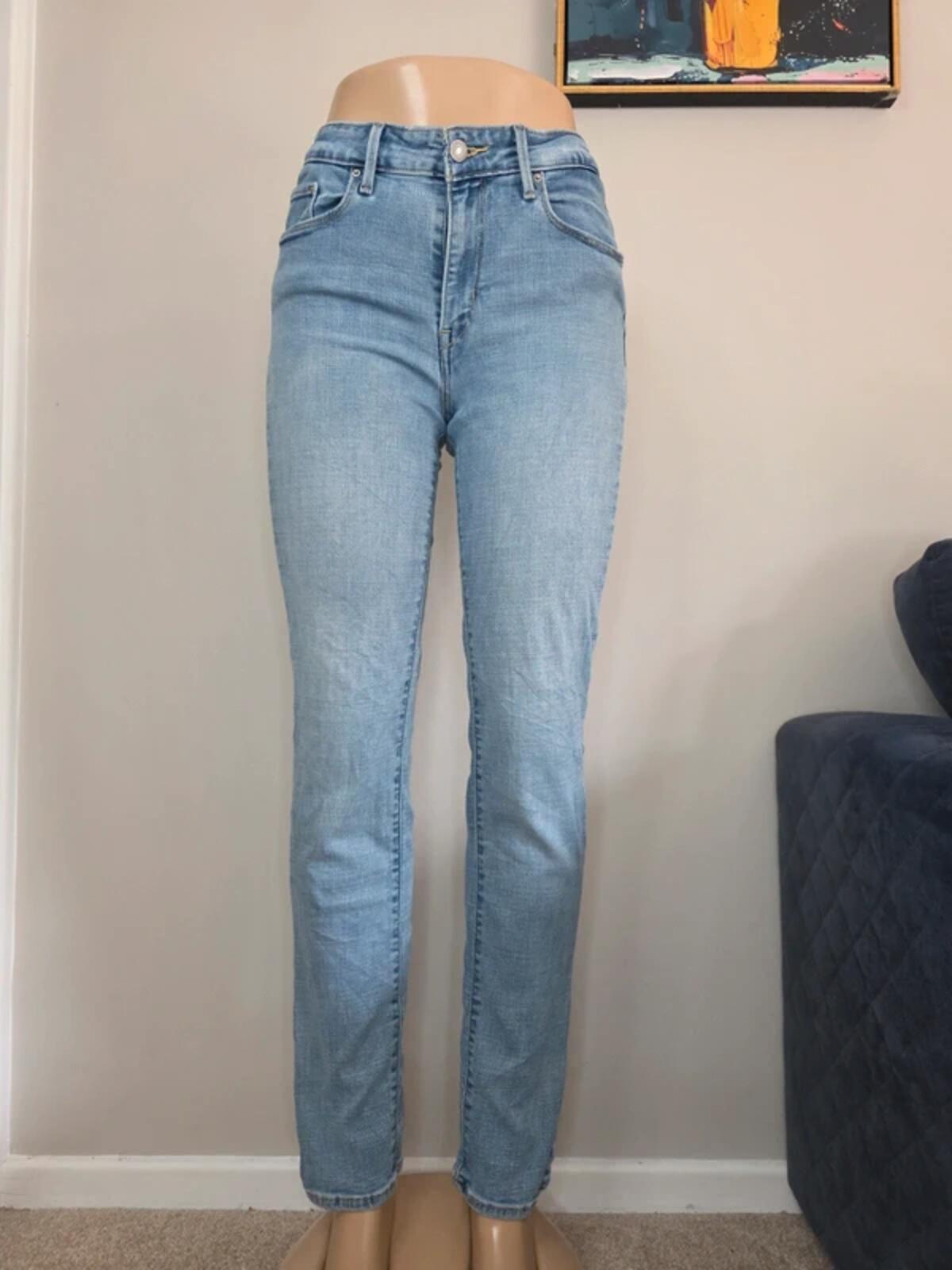 Levi's Mid Rise Skinny Vintage Y2K Jeans UK Size 8