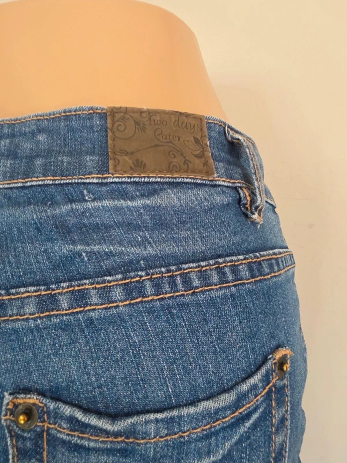 Two Days Later Ultra Low Rise Straight Vintage Y2K Jeans UK Size 8 Tall
