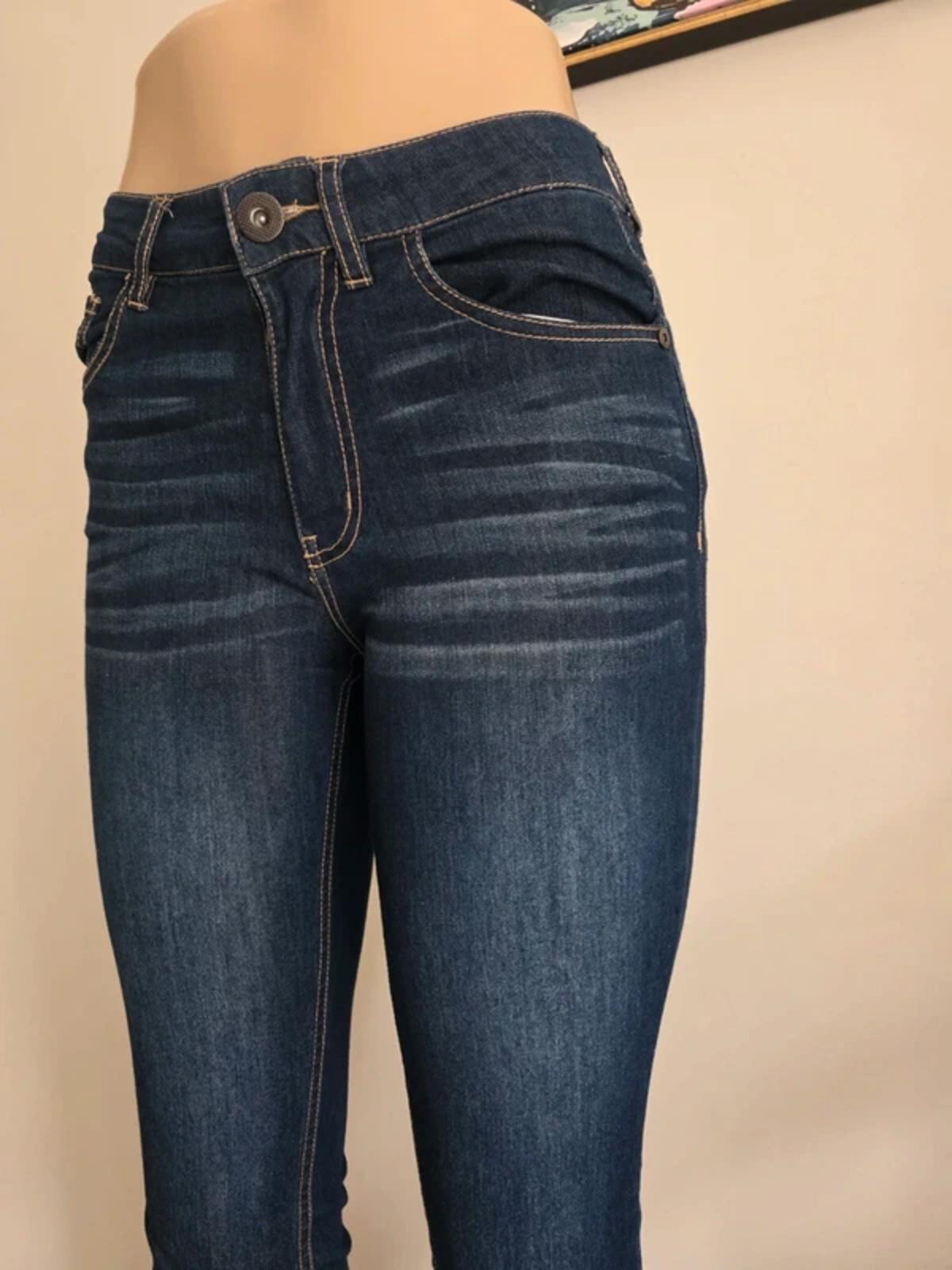 Jack Mid Rise Capri Jeans UK Size 8
