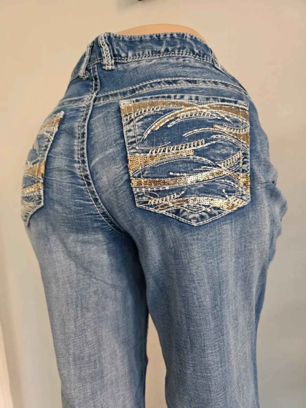 Amethyst Jeans Mid Rise Bootcut UK Size 22