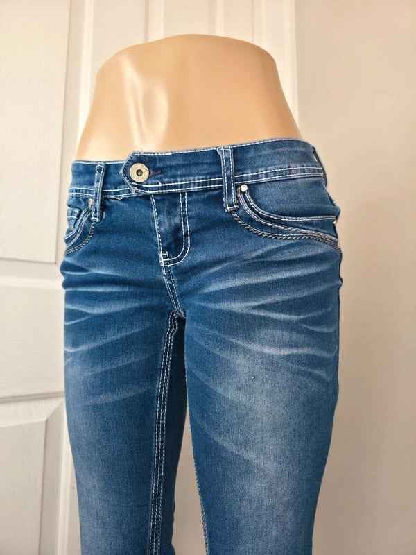 Ariya Low Rise Bootcut Vintage Y2K Jeans UK Size 6/8