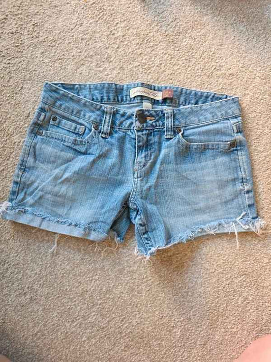 Aeropostale Low Rise Cut Off Vintage Y2K Denim Shorts UK Size 6/8