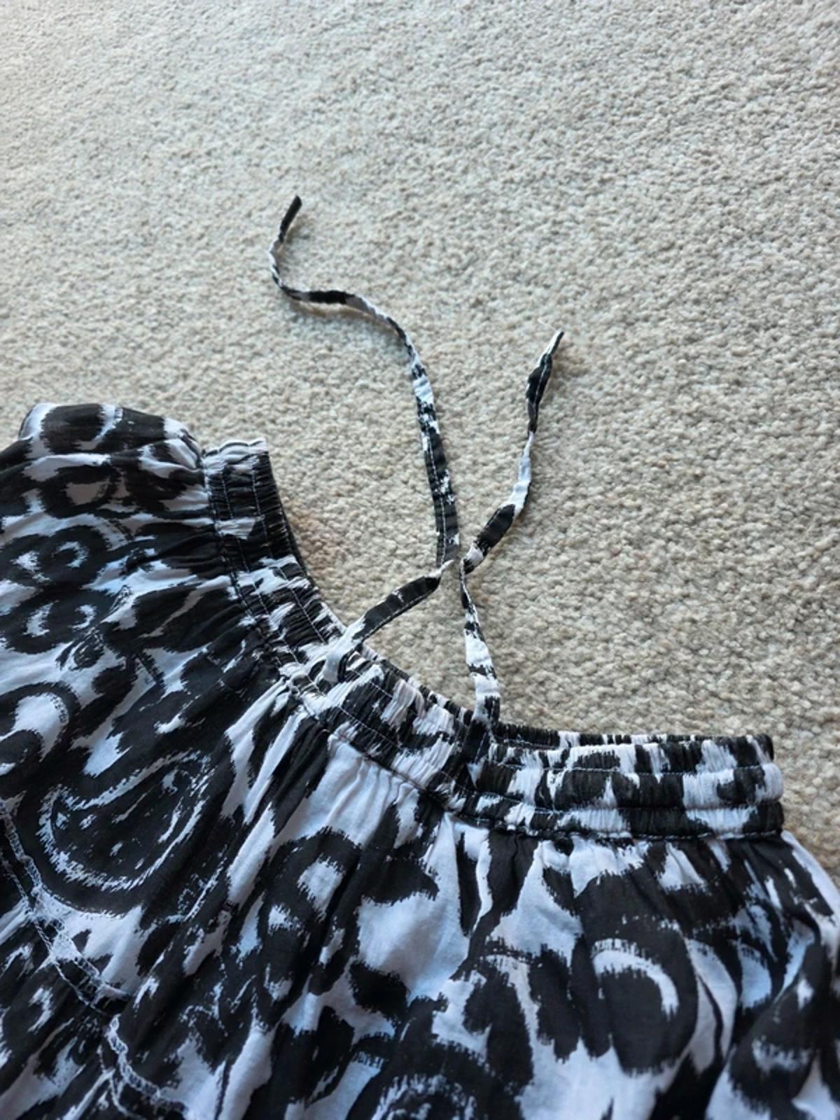 Vintage Y2K Jane Ashley Black & White Paisley Tiered Skirt UK Size 10–12