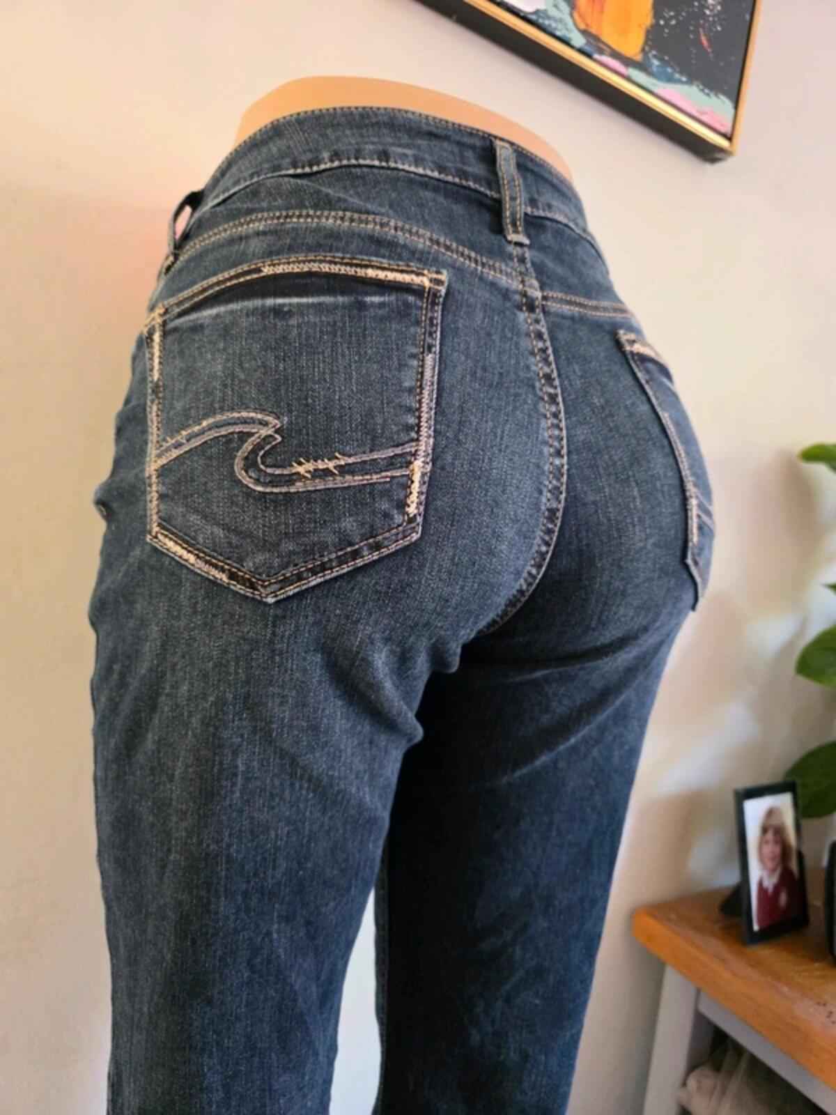 Silver Jeans Mid Rise Bootcut Jeans UK Size 12 Tall