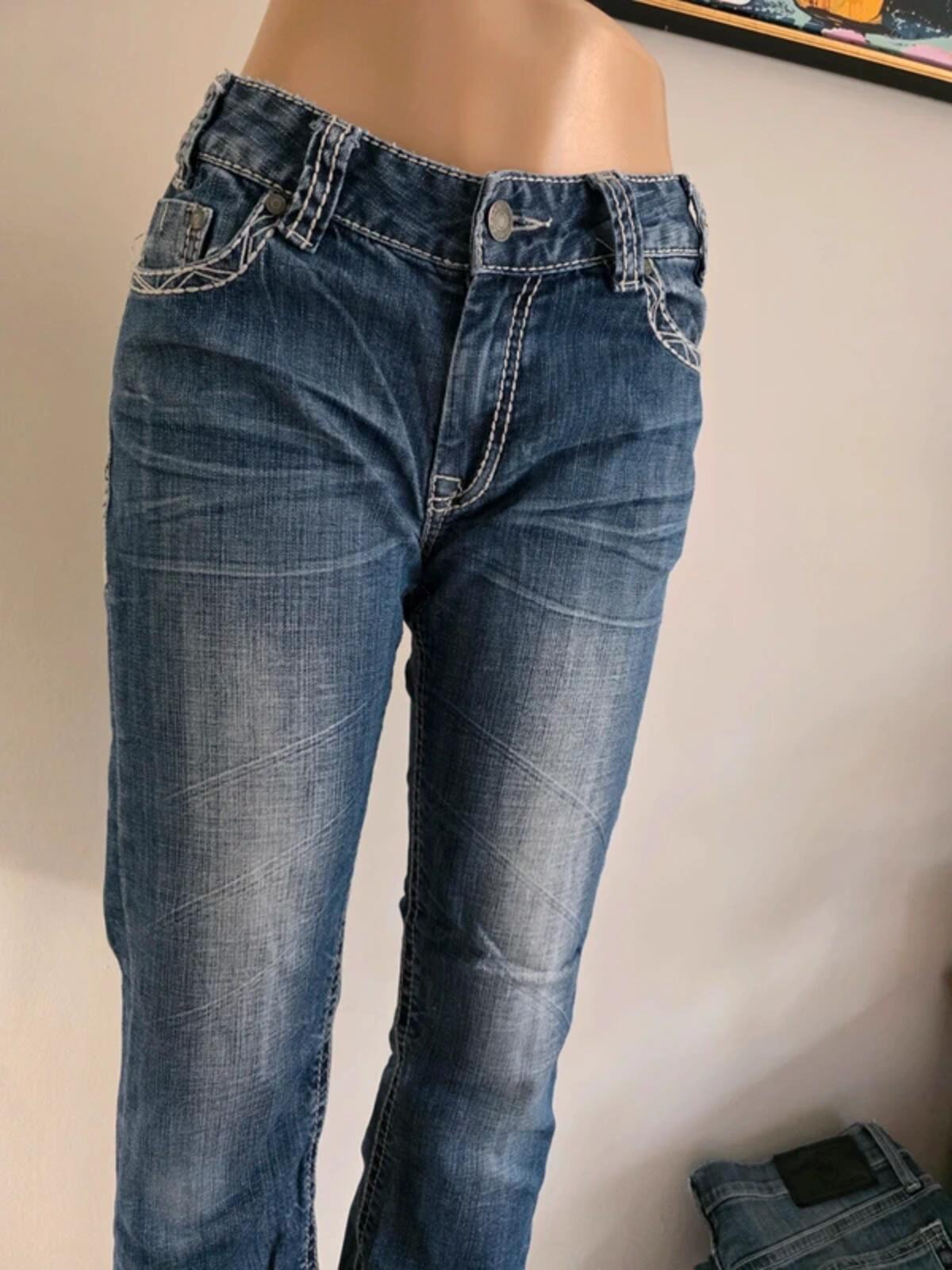 Vintage Y2K Rock & Roll Cowgirl Mid Rise Boyfriend Jeans UK Size 10 tall
