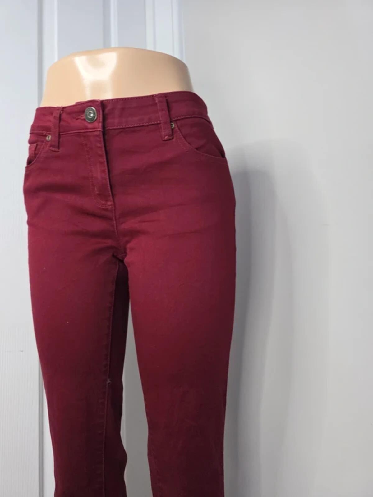 Cleo Mid Rise Straight Leg Jeans UK Size 8/10 Petite