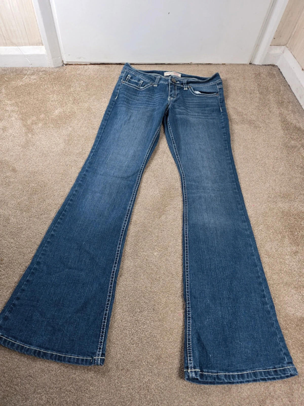 Vintage Y2K No Boundaries Low Rise Flared Jeans UK Size 12