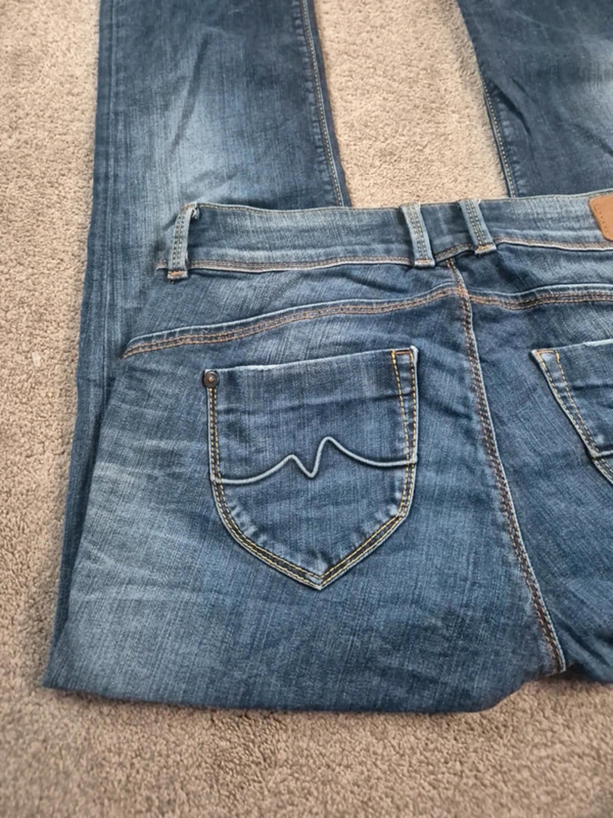 Vintage Y2K Pepe Jeans Low Rise Bootcut Denim – UK 8 (31| inseam) |