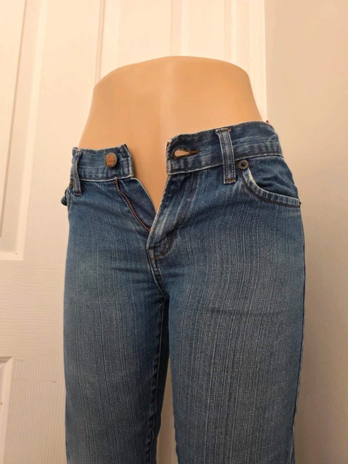 Levi’s Mid Rise Skinny Vintage Y2K Jeans UK Size 6
