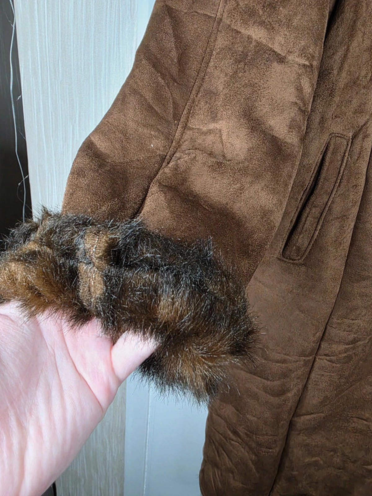 Vintage Y2K Faux Suede Longline Coat with Faux Fur Collar UK size 16/18