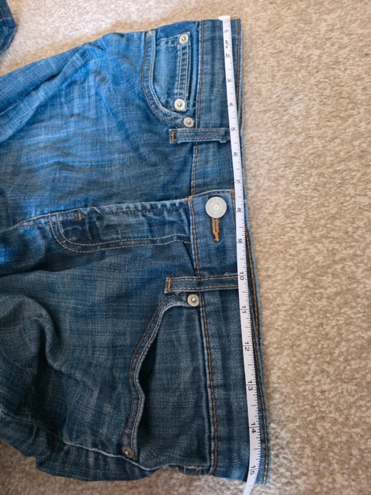 Vintage Y2K Levi’s 10528 Low Rise Straight Leg Jeans UK Size 8