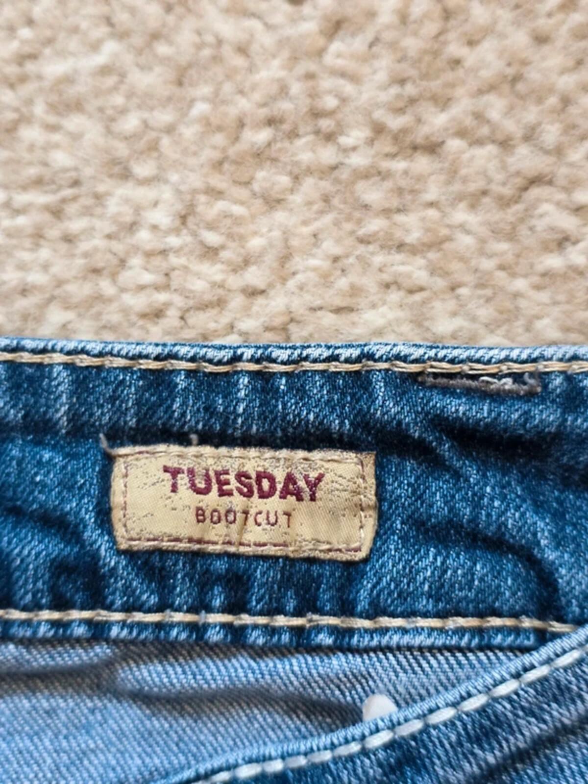 Silver Tuesday Mid Rise Bootcut Jeans UK Size 20