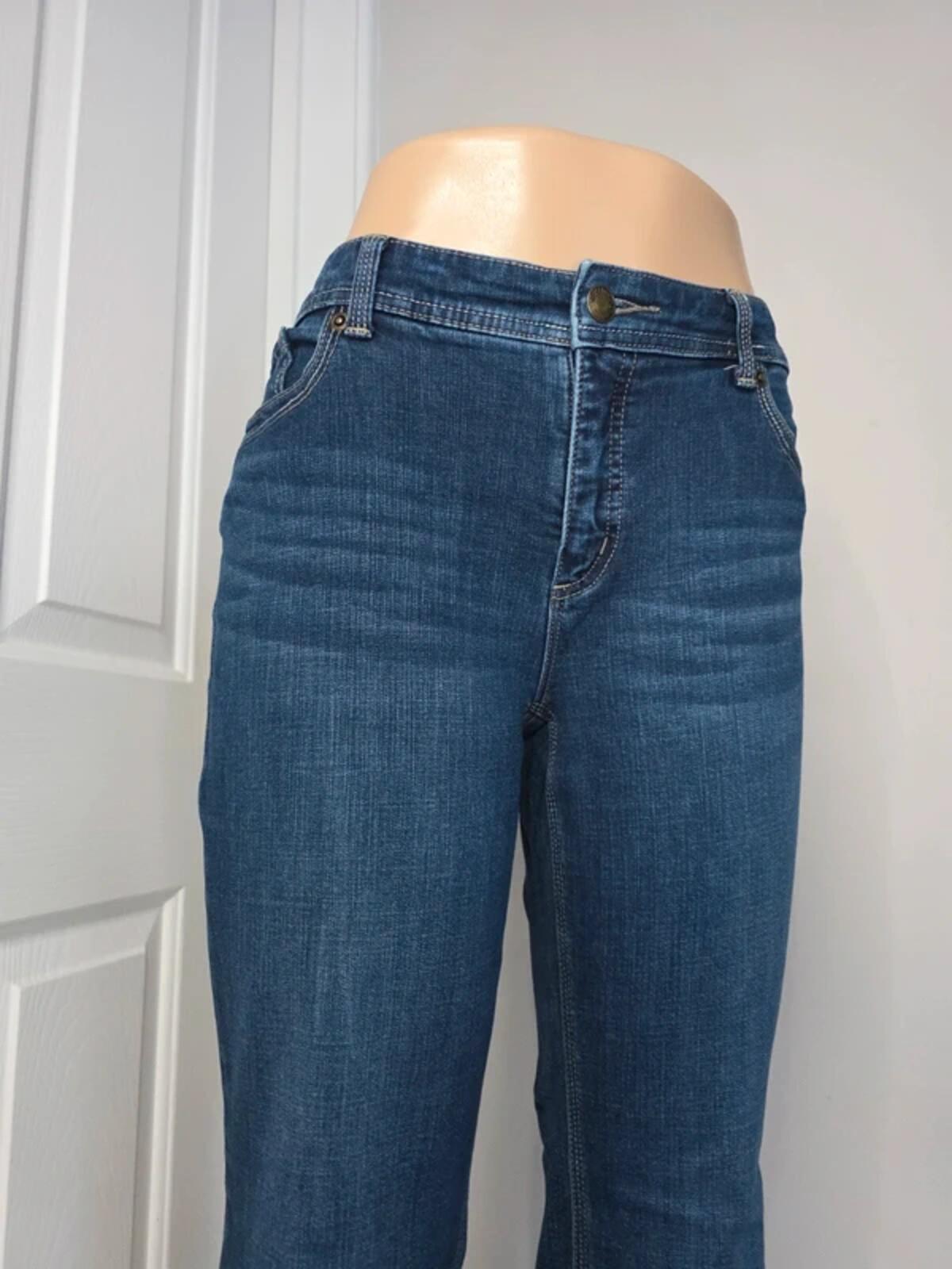 Chico's So Slimming Mid Rise Flared Jeans UK Size 10 Petite