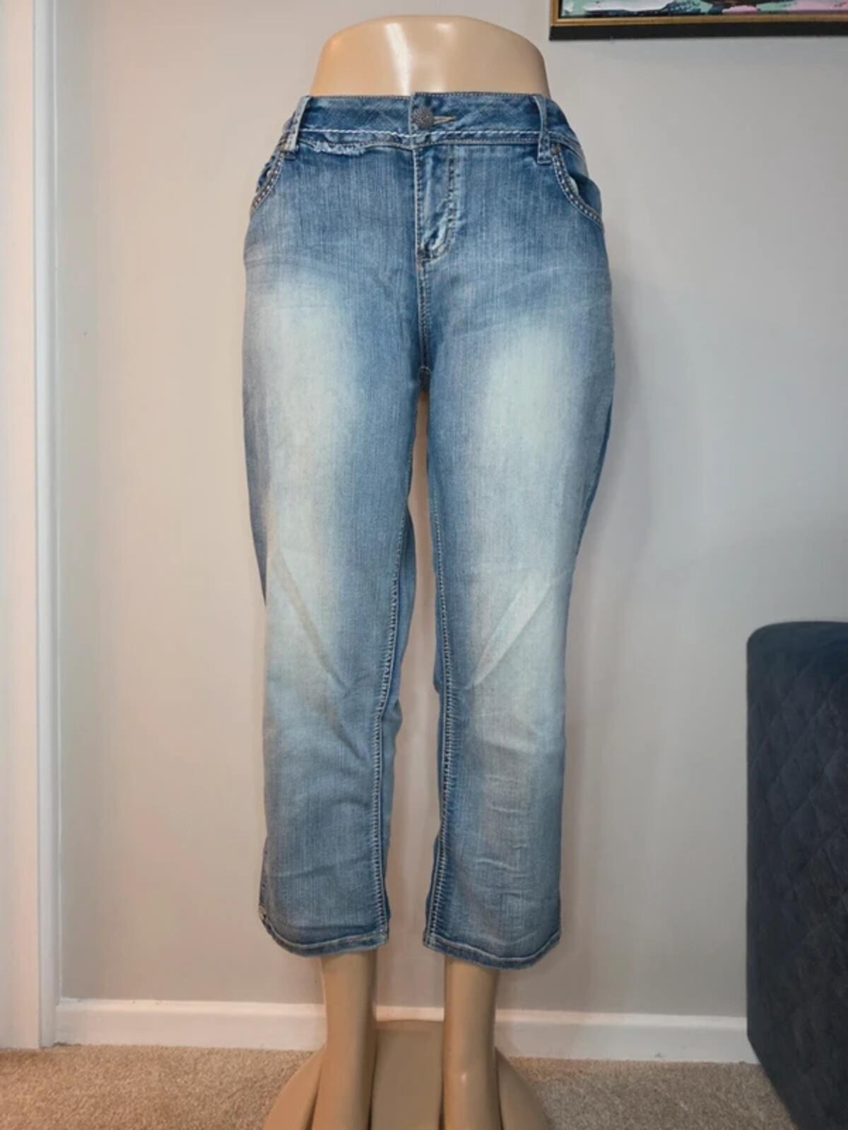 Maurices Mid Rise Capri Jeans UK Size 16/18 Vintage Y2K Plus Size