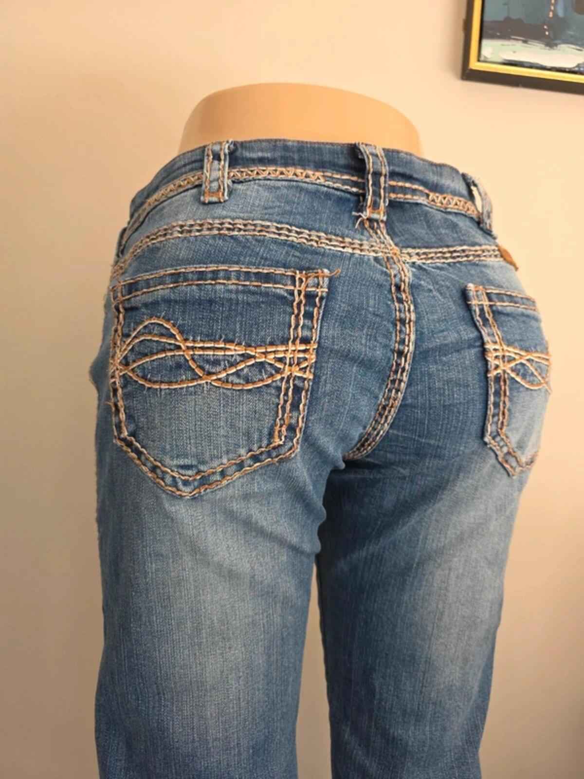 Cowgirl Tuff Co Mid Rise Bootcut Jeans UK Size 8/10