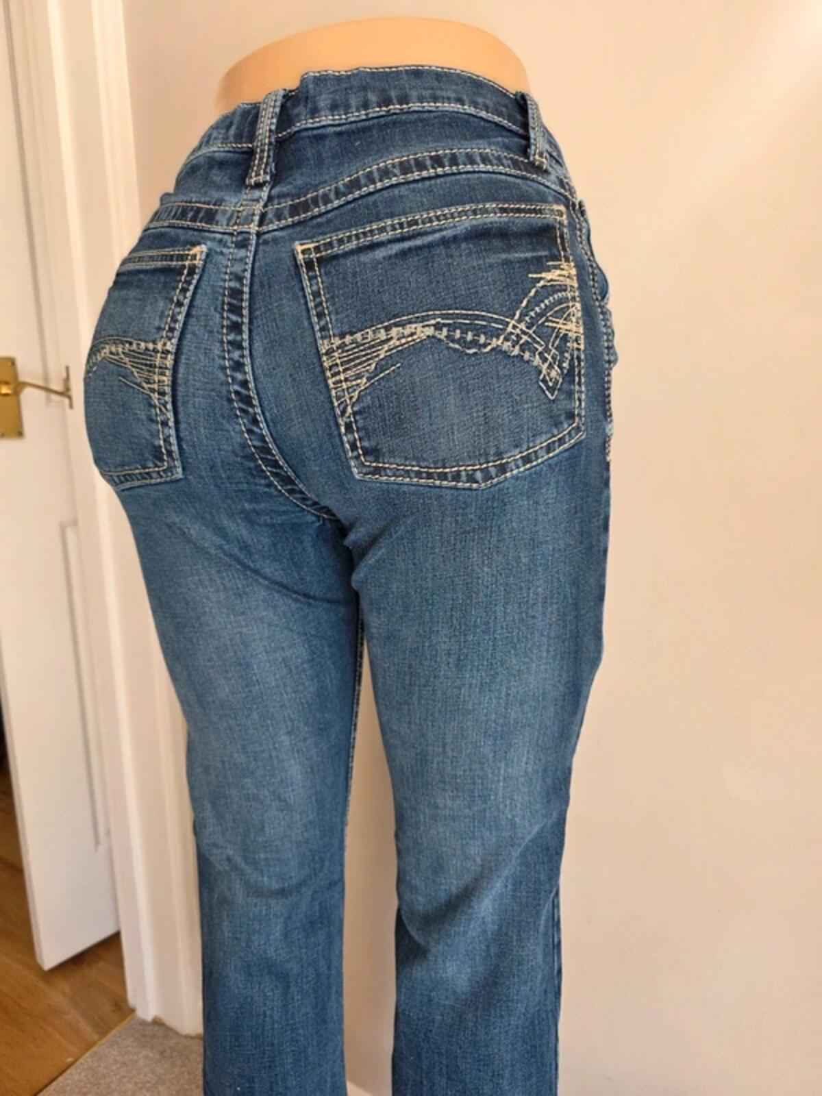 Wrangler low rise bootcut jeans UK Size 8 petite