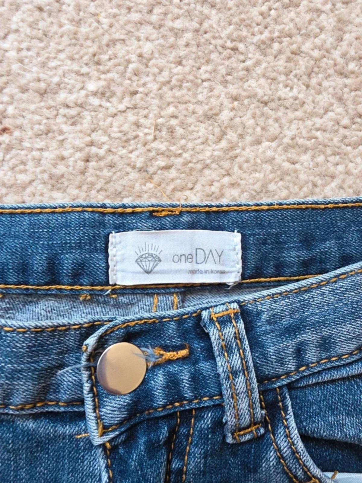 One Day Mid Rise Capri Jeans UK Size 4/6