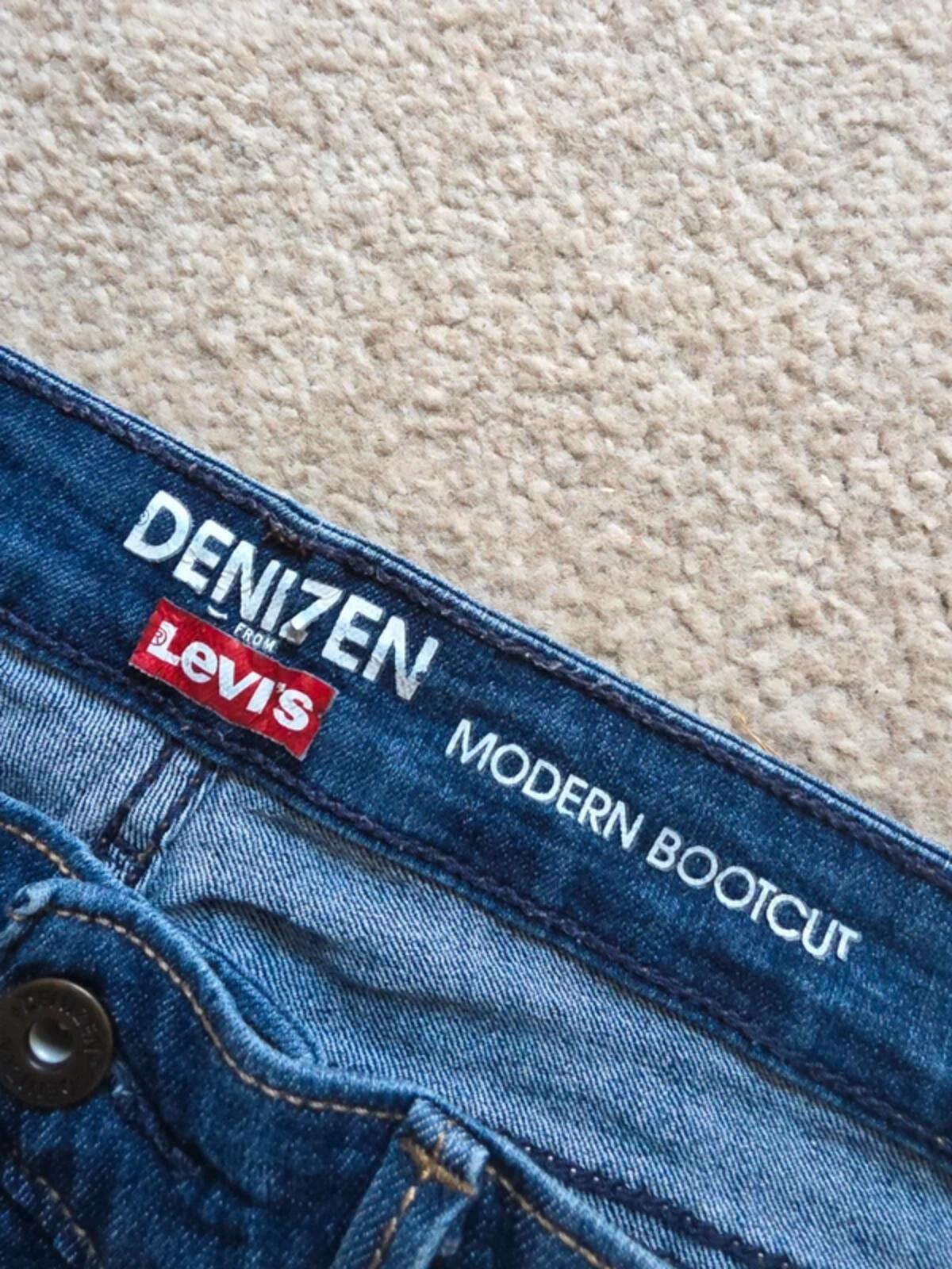 Levi's Denizen Low Rise Bootcut Vintage Y2K Jeans UK Size 10