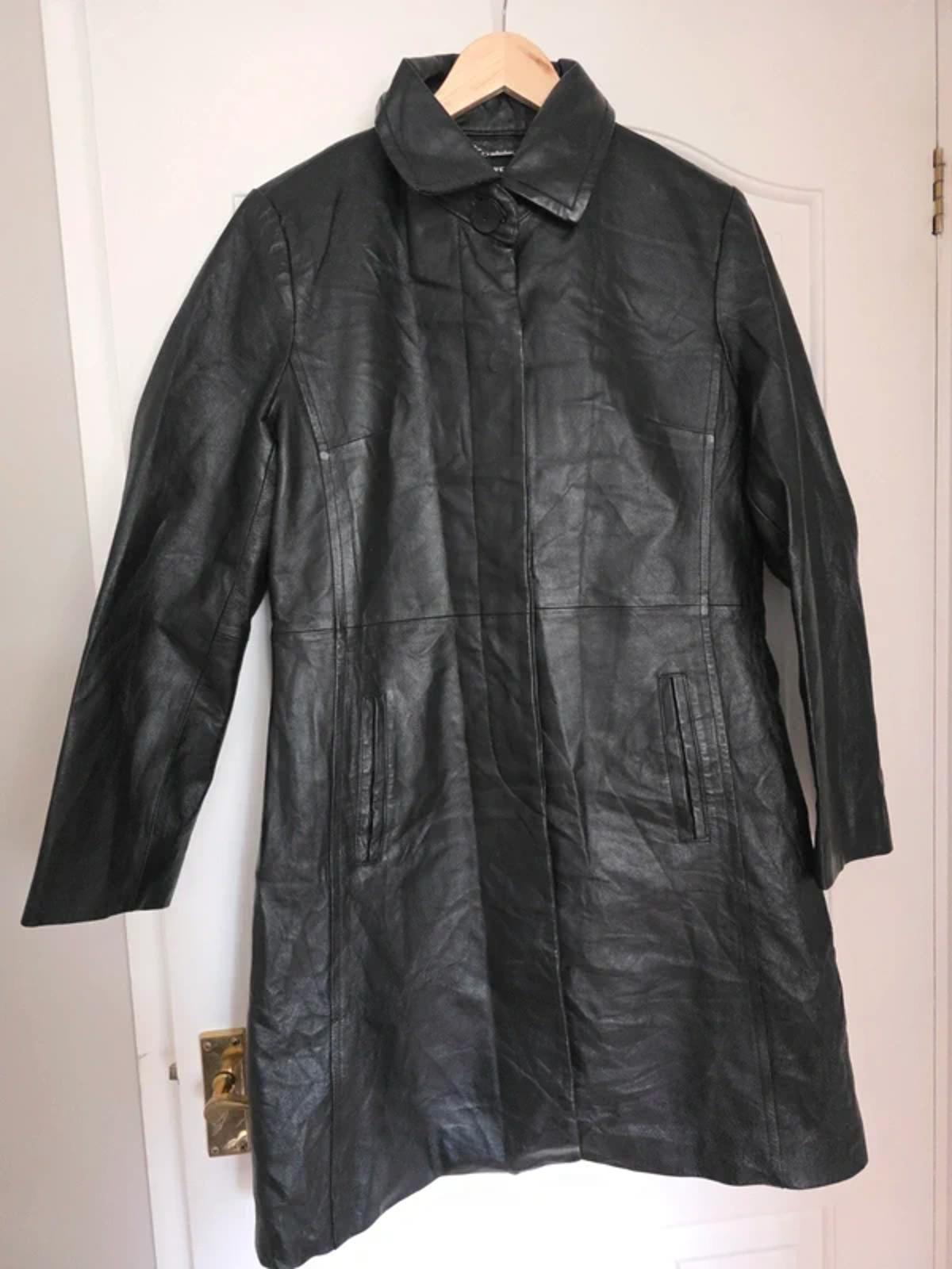 Vintage Y2K Fairweather Genuine Leather Long Coat Women’s Size M (Oversized Fit)