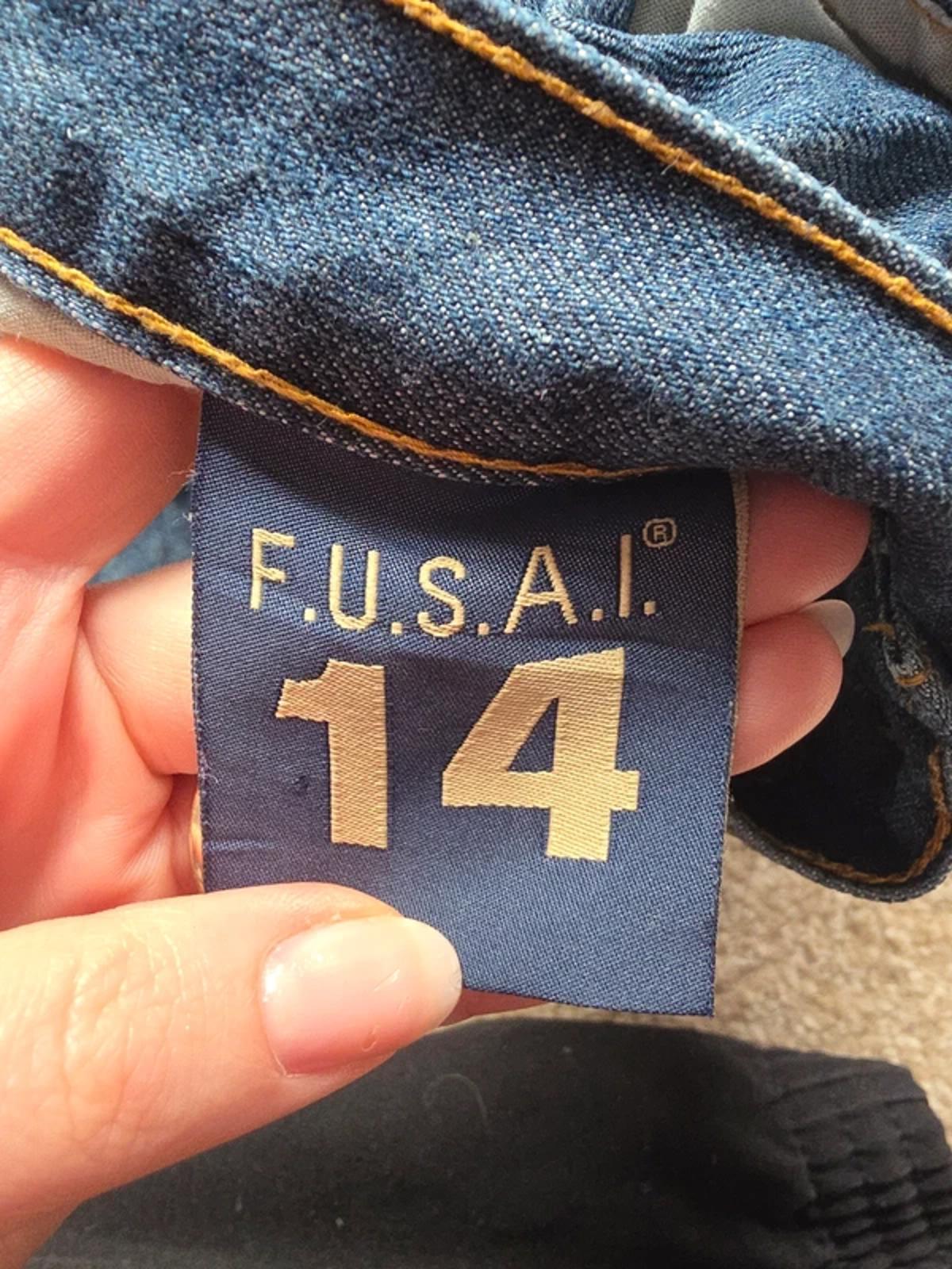 Vintage Y2K Fusai Mid Rise Slim Straight Jeans UK Size 10 Petite