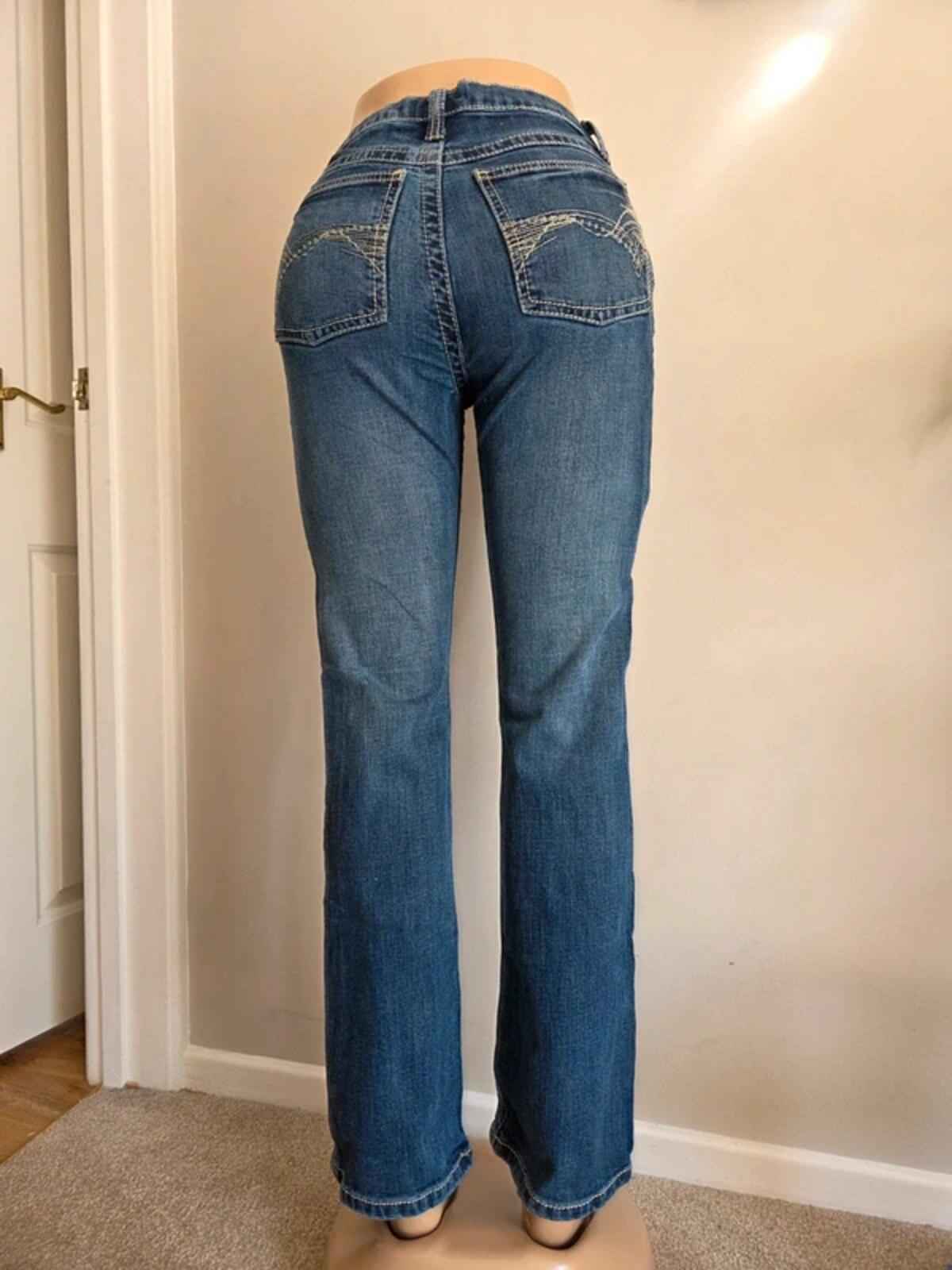 Wrangler low rise bootcut jeans UK Size 8 petite